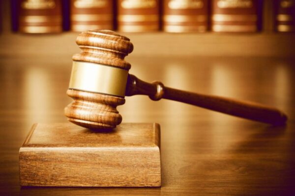 Верховенство права