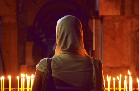 Отличия магии и молитвы